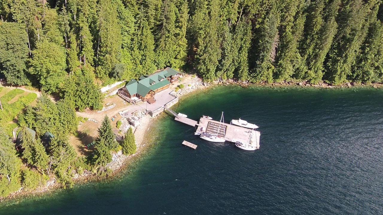 Homfray LodgeDesolation Sound エクステリア 写真