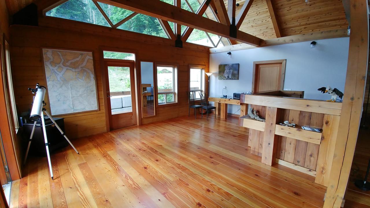 Homfray LodgeDesolation Sound エクステリア 写真