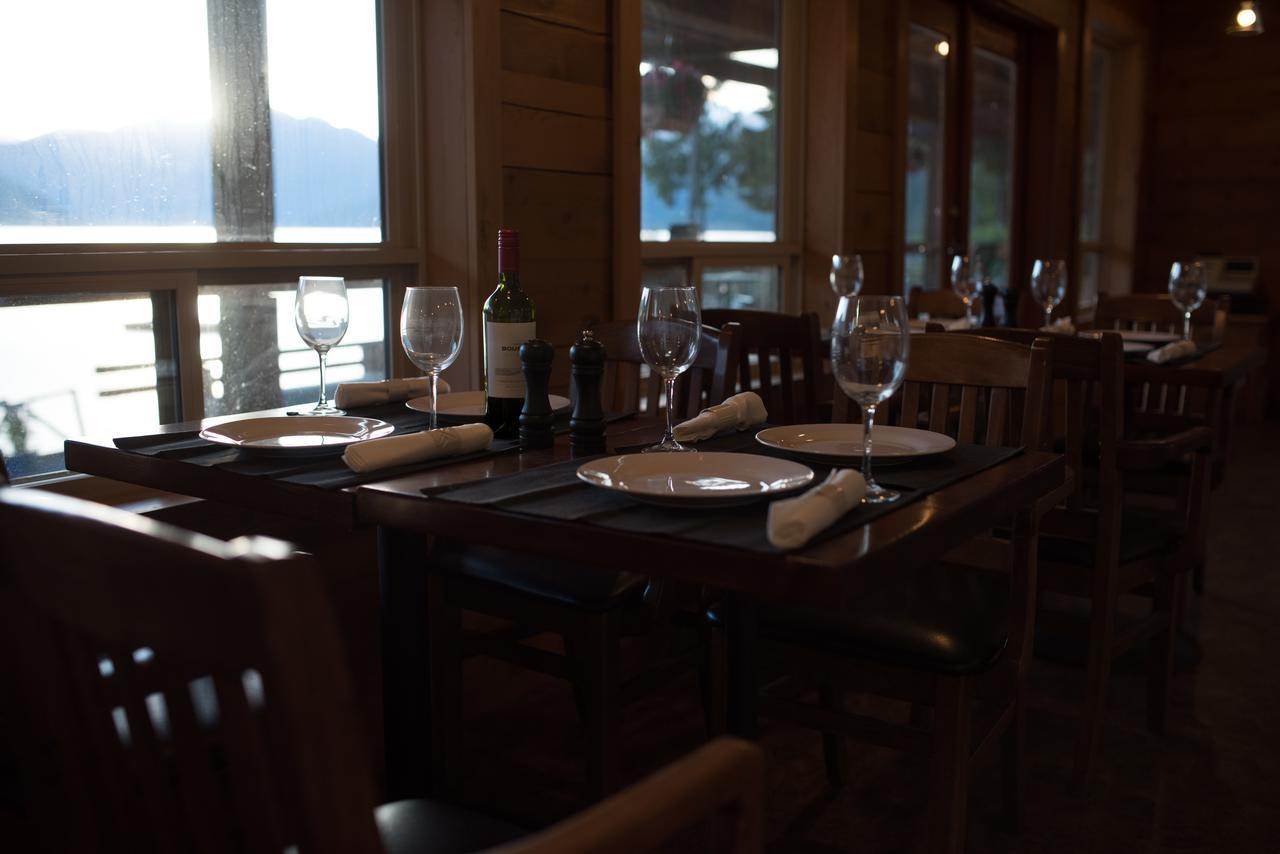 Homfray LodgeDesolation Sound エクステリア 写真