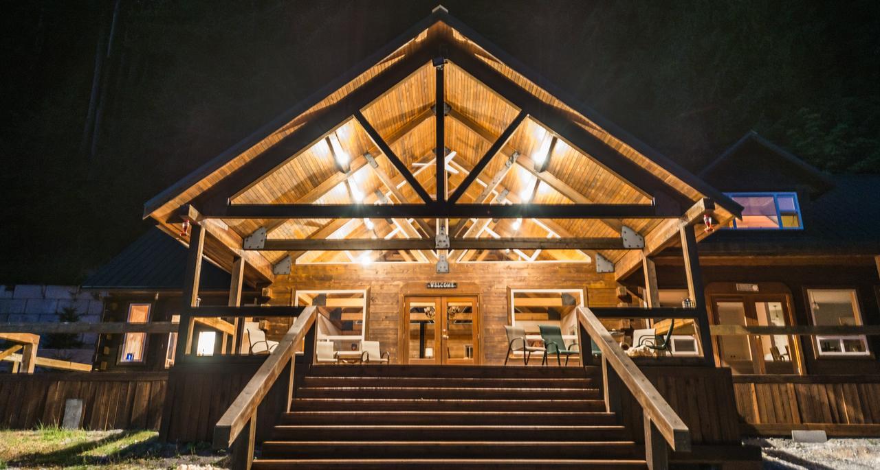 Homfray LodgeDesolation Sound エクステリア 写真